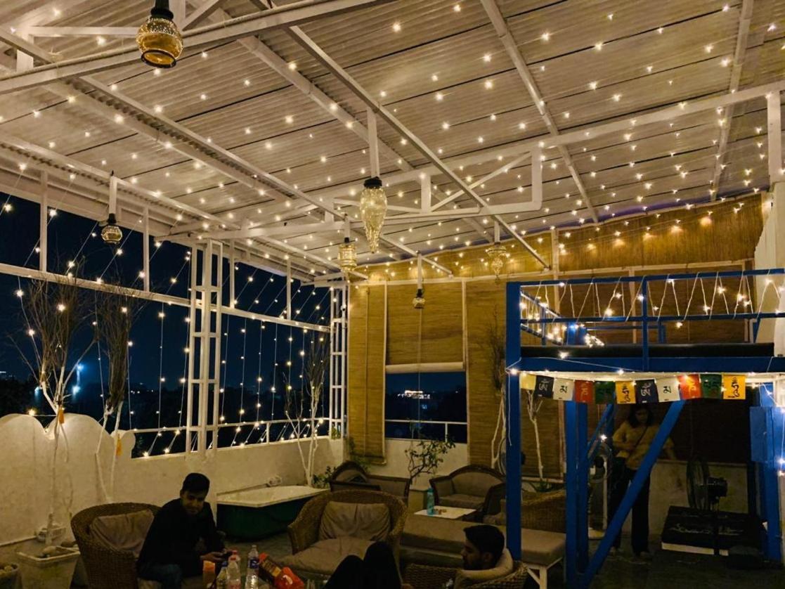 Tobo Stays New Delhi Exterior photo
